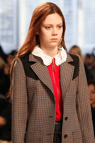 Look 80